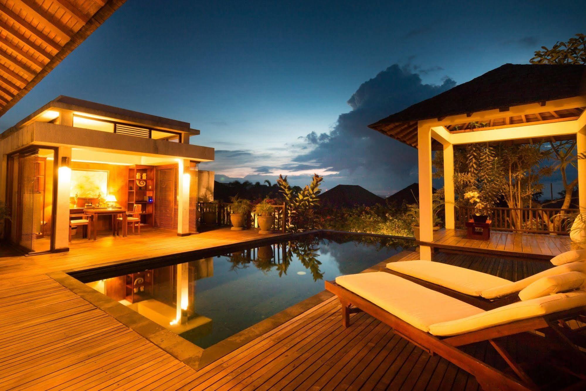 Airis Luxury Villas And Spa Uluwatu  Ngoại thất bức ảnh