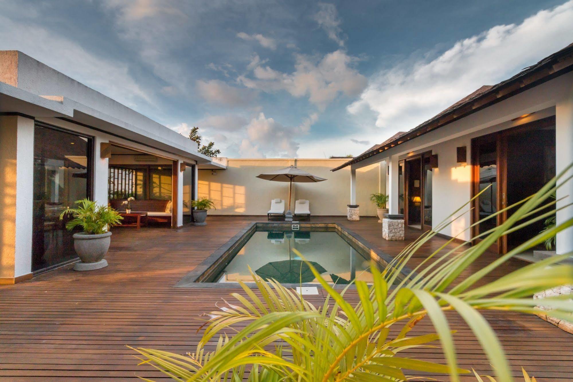 Airis Luxury Villas And Spa Uluwatu  Ngoại thất bức ảnh